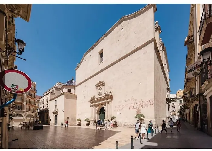 Apartmán Charming Flat At Historic Centre & Short Walk To *