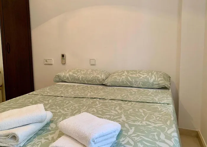 Charming Flat At Historic Centre & Short Walk To Apartmán Alicante