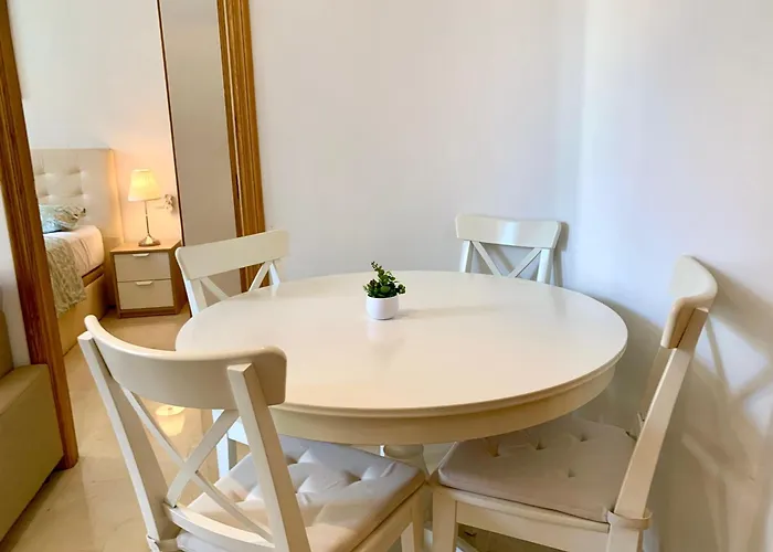 Apartmán Charming Flat At Historic Centre & Short Walk To *