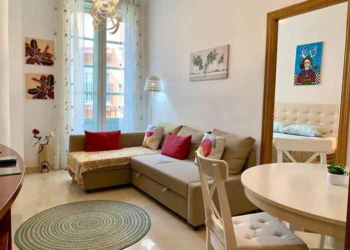 Charming Flat At Historic Centre & Short Walk To * Alicante